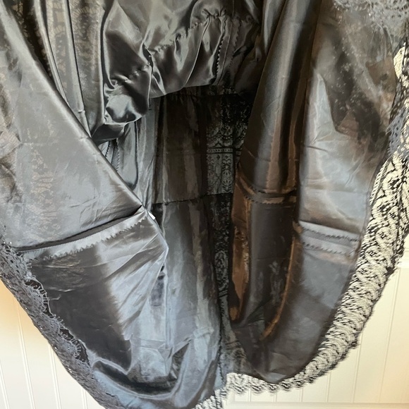 Vintage Nuit black lace ruffle tiered maxi dress size 12 - Picture 10 of 11